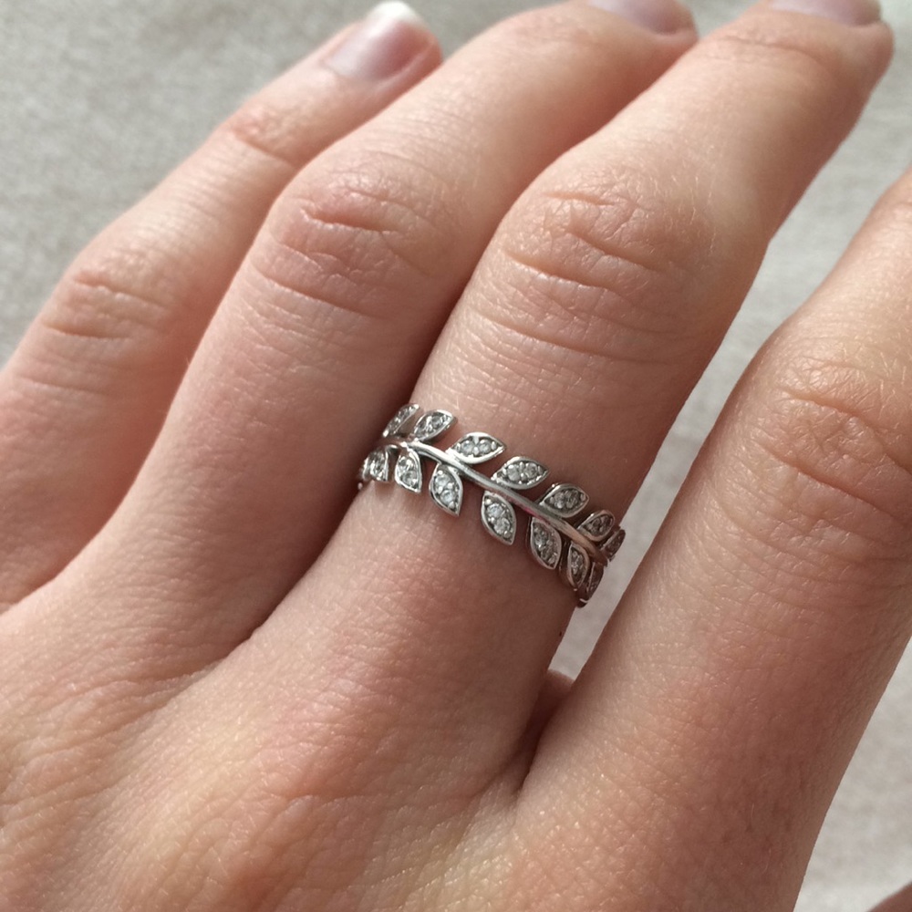 Sterling Silver CZ Leaf Ring